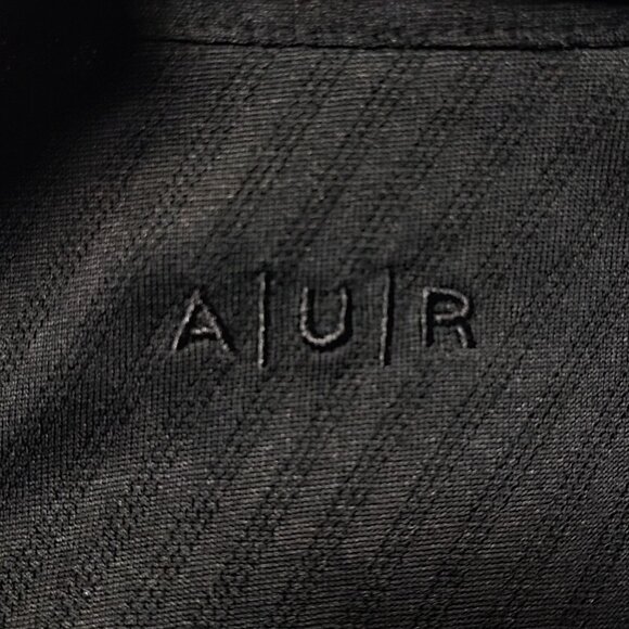 L | AUR Golf | Short Sleeved Polo Shirt - Picture 7 of 10